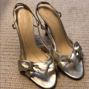 Kate Spade Gold heels with bow size 10